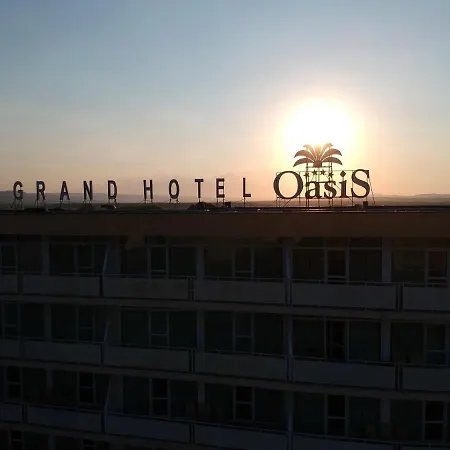 Grand Oasis 호텔 4*