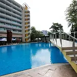 Отель Grand Oasis