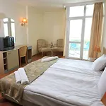 Отель Grand Oasis