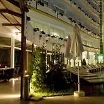 Grand Oasis Отель