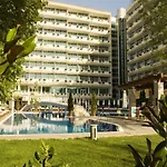 Grand Oasis Отель 4*