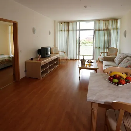 Grand Oasis ساني بيتش