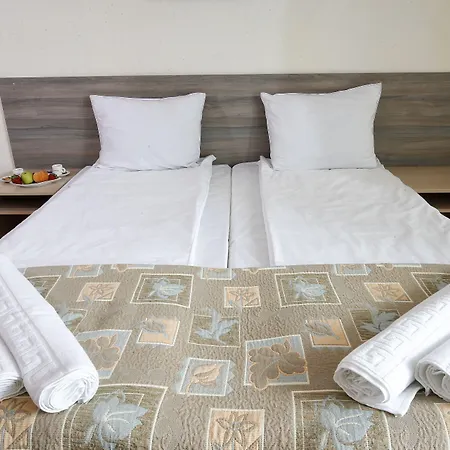 فندق Grand Oasis