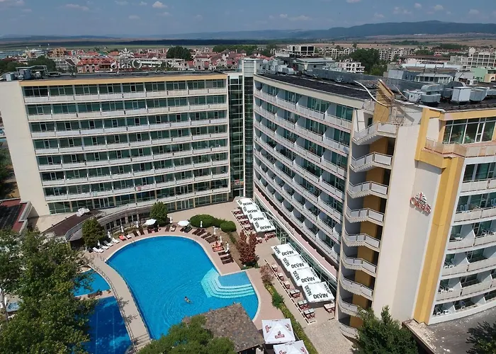 Grand Oasis 4*