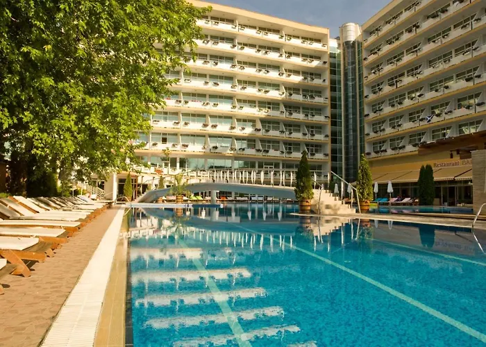 Grand Oasis Отель 4*