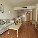Grand Oasis Hotel