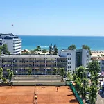 Grand Oasis Hotel 4*